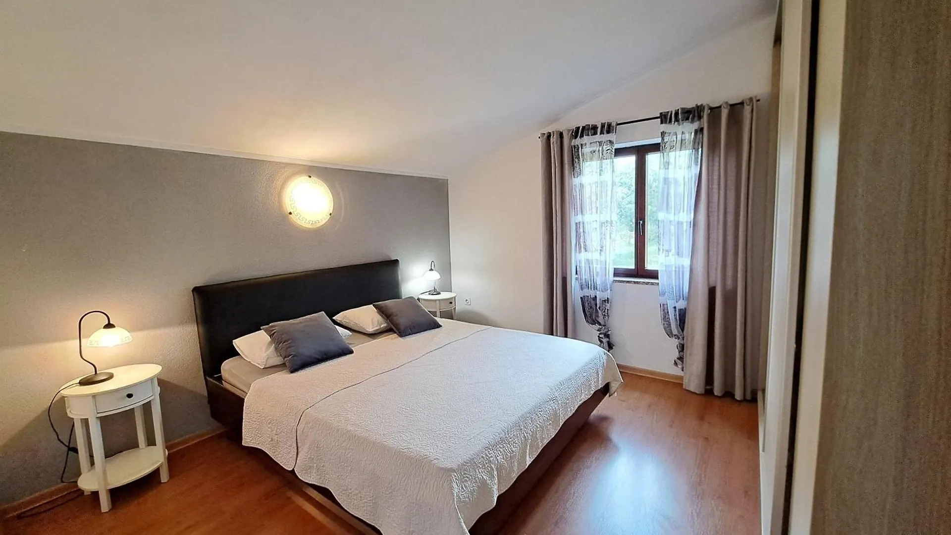 Apartments With A Parking Space Fiorini, Novigrad - 6926  Brtonigla