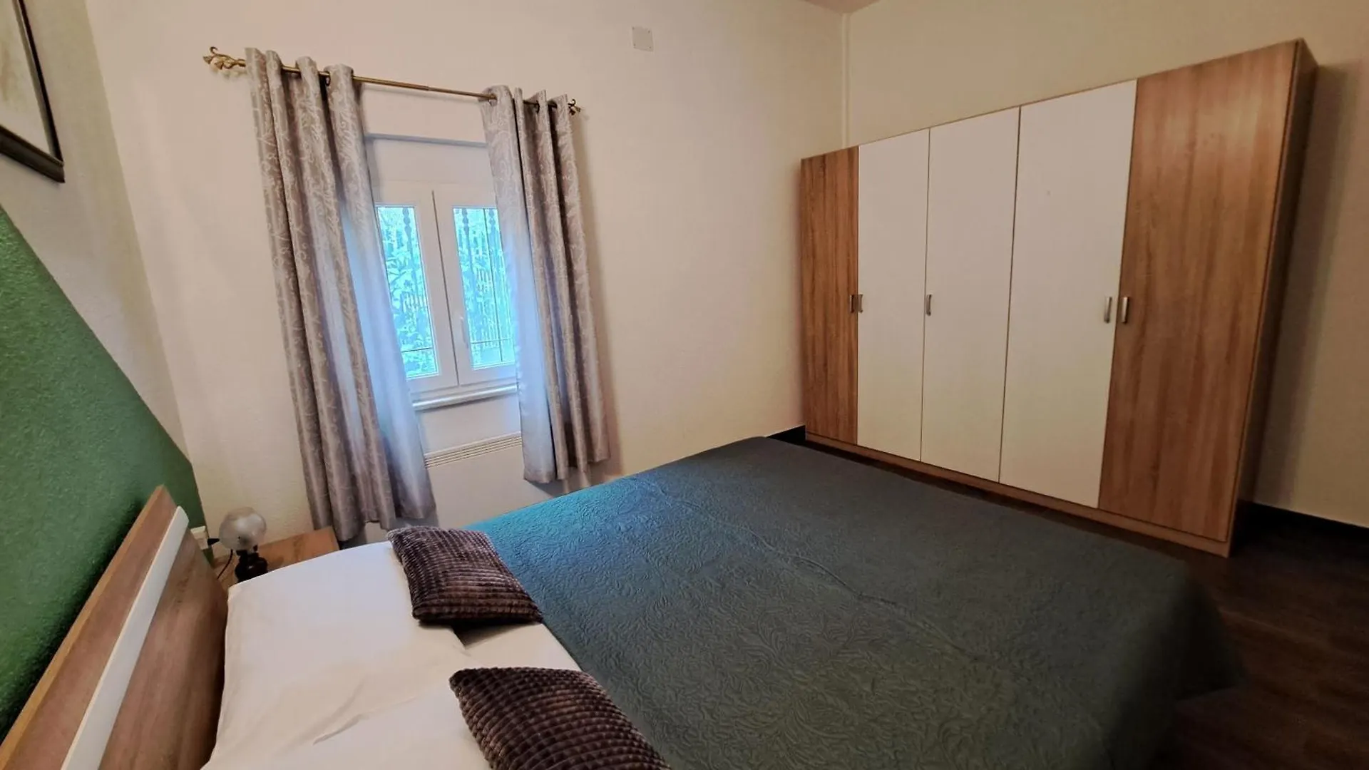 Apartments With A Parking Space Fiorini, Novigrad - 6926