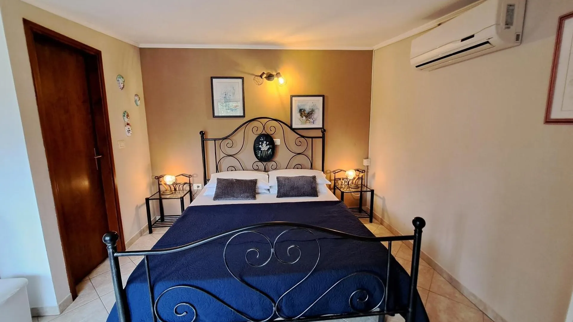 Apartments With A Parking Space Fiorini, Novigrad - 6926 Brtonigla